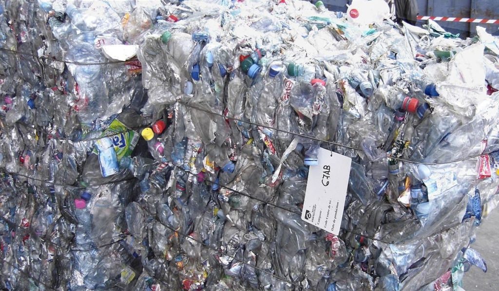 enquête de fraude et corruption industrie du recyclage du plastique britanique UK Bribery Act