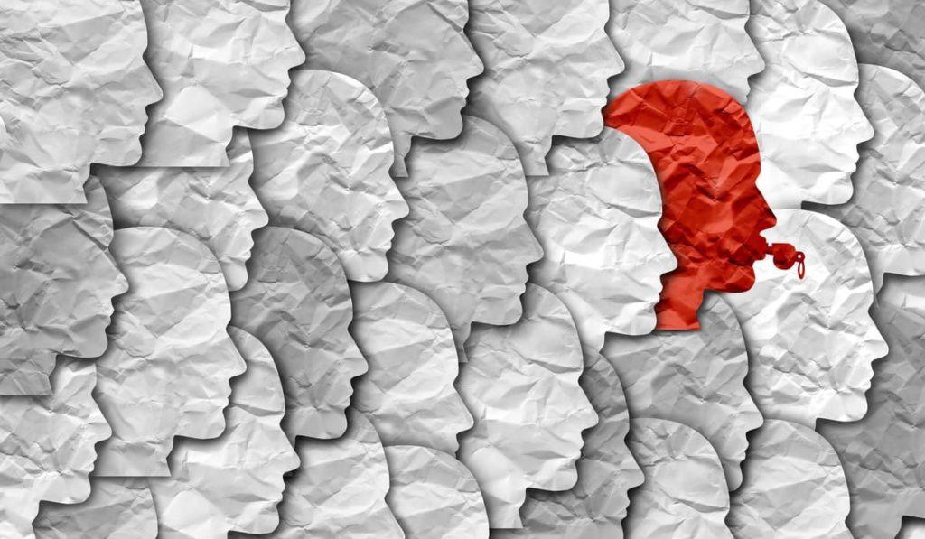 whistleblowing lanceur alerte loi directive récompense éthique Union Europeenne Lobbying