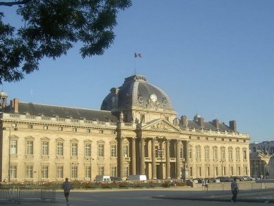 L'Ecole Militaire accueille la conférence sur la souveraineté numérique information intelligence artificielle IA