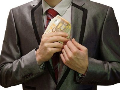 FCPA les secteurs exposés aux affaires de fraude et de corruption en 2017 - Tracker