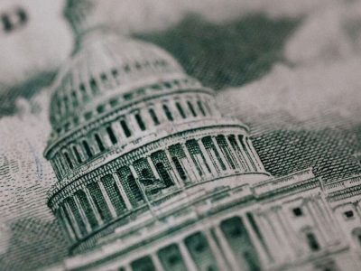 FCPA : Les chiffres clés sur les délits et facteurs à risque, les bonnes pratiques, la typologie des amendes et sanctions, les pays à risque