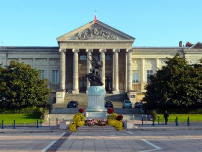 Corruption et défaut de conformité du directeur commercial qui a été licencié due diligence évaluation tiers sapin2