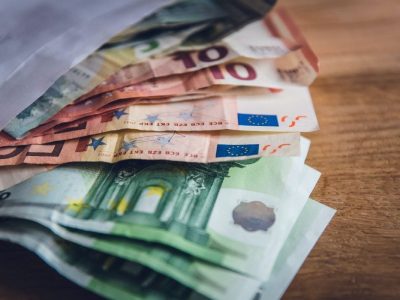 Secteur public français : davantage de progrès attendus dans la lutte anticorruption